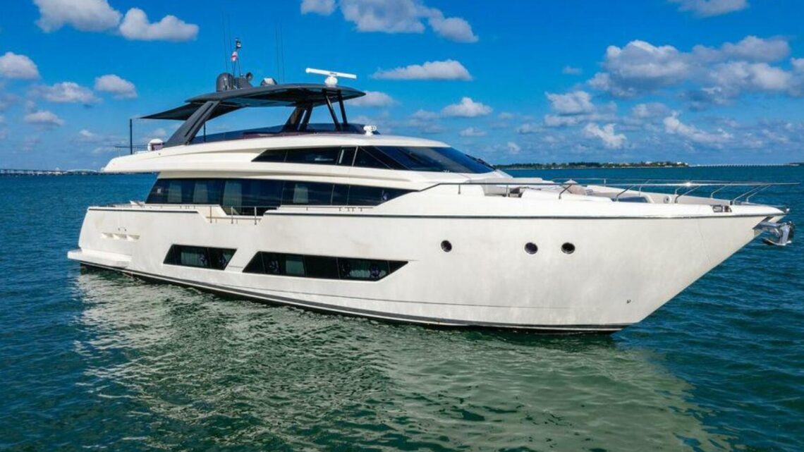 Transform Your Boat with Expert Upholsterers in Fort Lauderdale